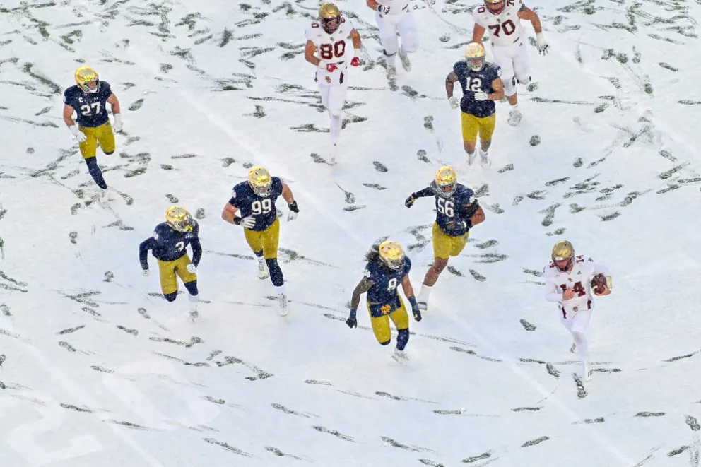 MC 11.19.22 Football Snow 03A.JPG